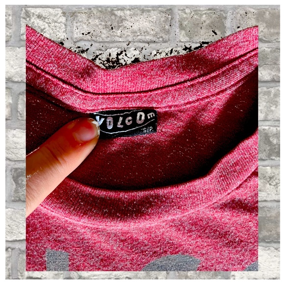 Mens Small Volcom Tshirt - Picture 2 of 3